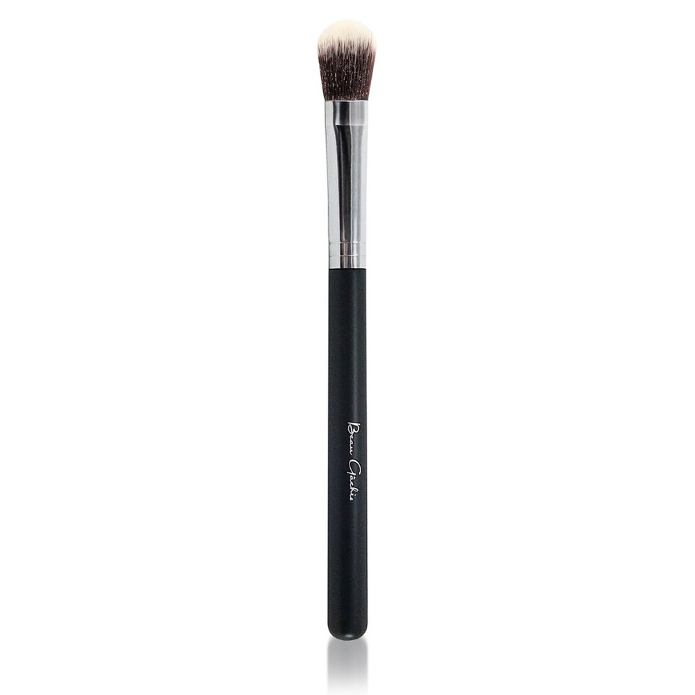 Beau Gachis Illuminator Brush